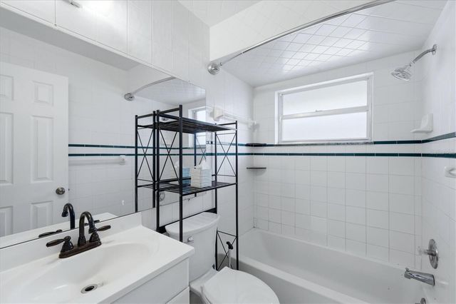 1858 MARBETH STREET, Sarasota, FL 34231