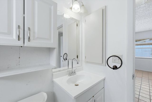 1858 MARBETH STREET, Sarasota, FL 34231