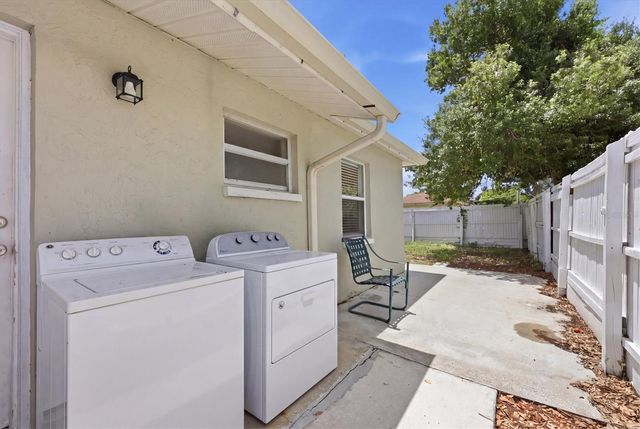 1858 MARBETH STREET, Sarasota, FL 34231