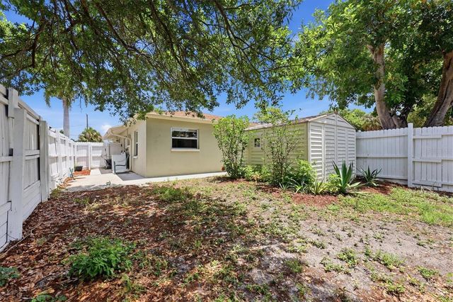 1858 MARBETH STREET, Sarasota, FL 34231