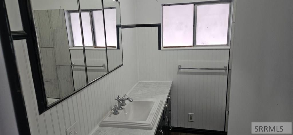 Image 10 of property listing at 284 N Main Street, Downey, ID 83234