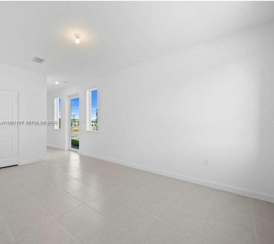 701 SE 14th Ct 0, Homestead, FL 33034