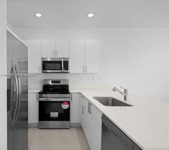 701 SE 14th Ct 0, Homestead, FL 33034