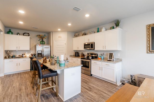 2288 PHILSDALE Lane, Semmes, AL 36575