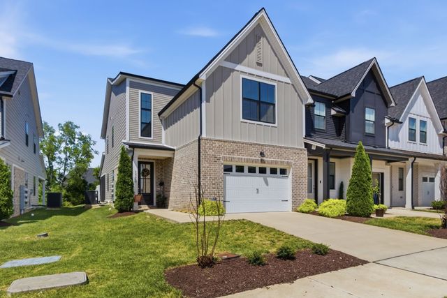 1520 Nickelby Pl, Thompsons Station, TN 37179