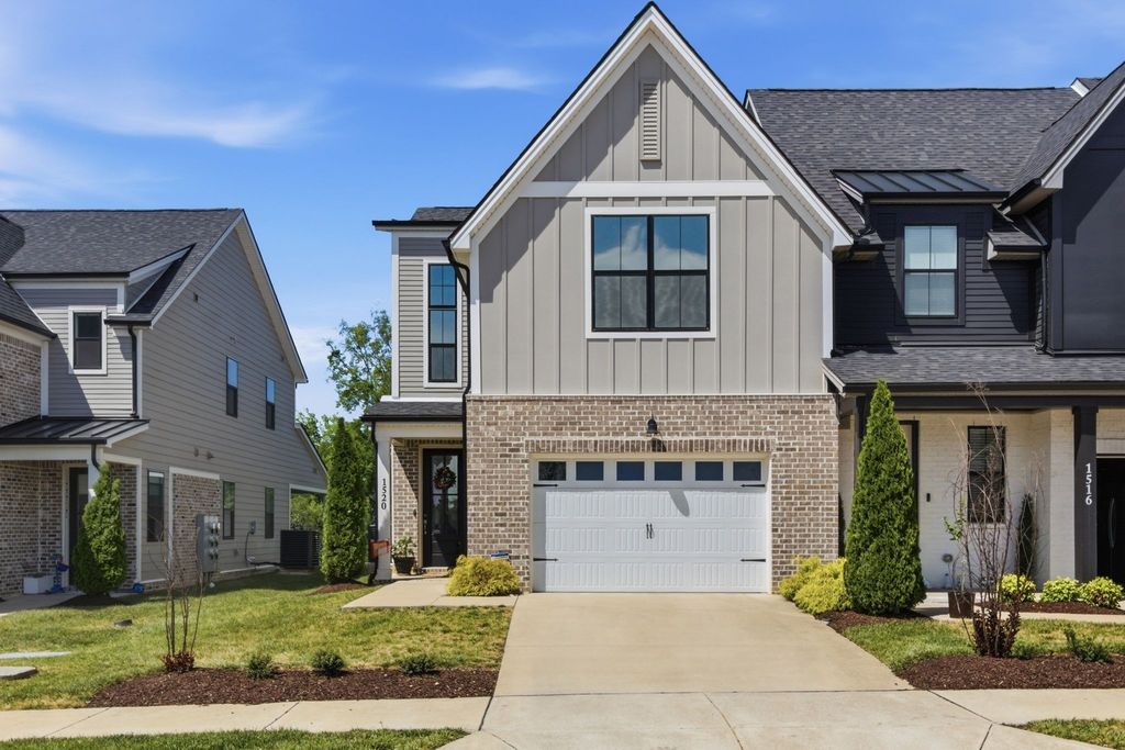 1520 Nickelby Pl, Thompsons Station, TN 37179