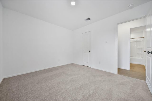 18760 Loom Drive, Conroe, TX 77306