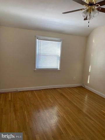 4837 QUEENS CHAPEL TER NE, Washington, DC 20017