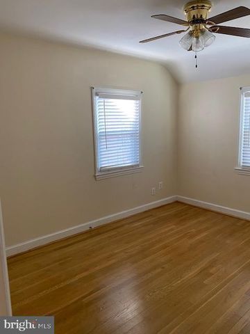 4837 QUEENS CHAPEL TER NE, Washington, DC 20017