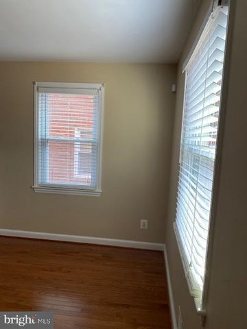 4837 QUEENS CHAPEL TER NE, Washington, DC 20017