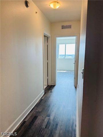 3000 Oasis Grand BLVD 903, Fort Myers, FL 33916