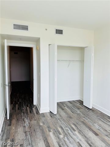 3000 Oasis Grand BLVD 903, Fort Myers, FL 33916