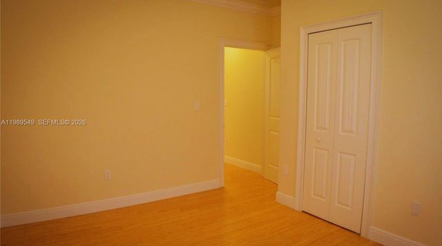 7048 SW 83rd Ct, Miami, FL 33143