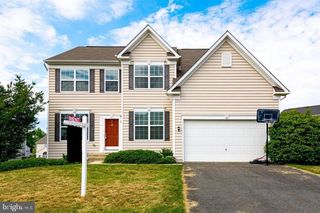 4 CORNERSTONE DR, Stafford, VA 22554