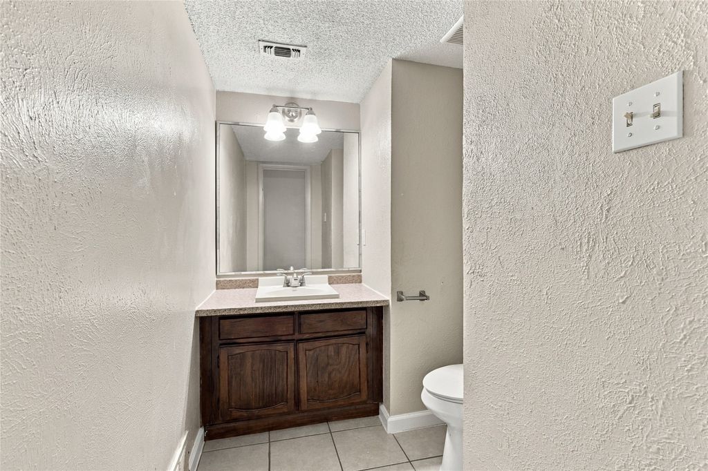 2808 S Fielder Road, Arlington, TX 76015 — photo 5