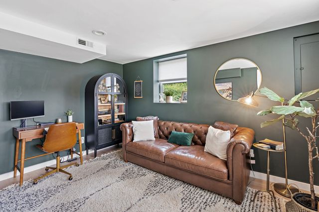 5028 Briarwood Dr, Nashville, TN 37211