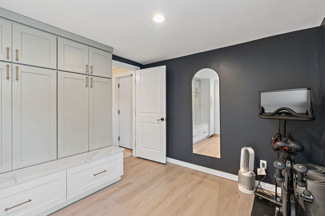 5028 Briarwood Dr, Nashville, TN 37211