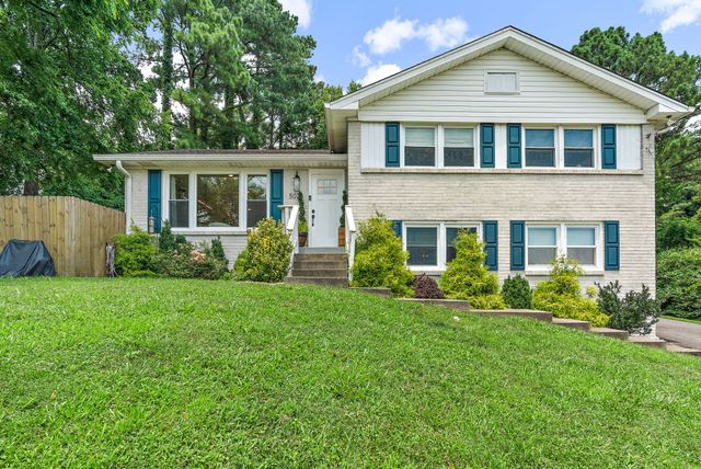 5028 Briarwood Dr, Nashville, TN 37211