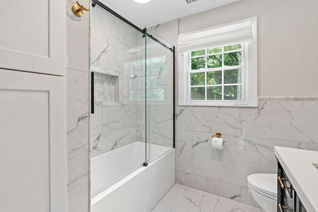 5028 Briarwood Dr, Nashville, TN 37211