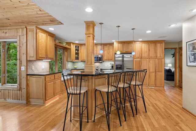 13437 Georgia Circle, Apple Valley, MN 55124