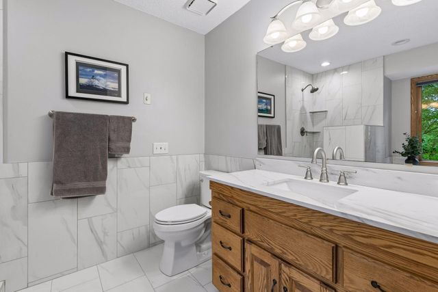 13437 Georgia Circle, Apple Valley, MN 55124
