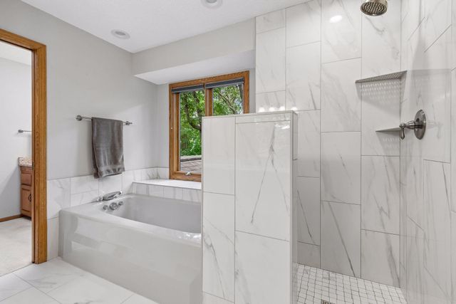 13437 Georgia Circle, Apple Valley, MN 55124