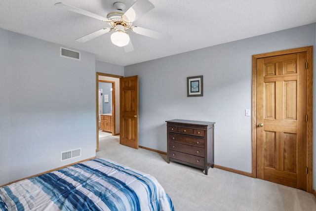 13437 Georgia Circle, Apple Valley, MN 55124