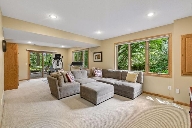 13437 Georgia Circle, Apple Valley, MN 55124