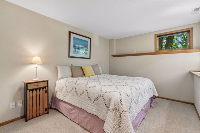 13437 Georgia Circle, Apple Valley, MN 55124