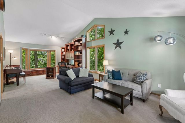 13437 Georgia Circle, Apple Valley, MN 55124