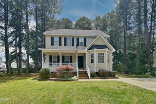104 Roundtree Court, Clayton, NC 27520