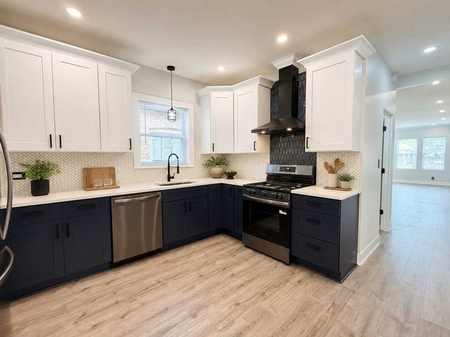 7522 S Aberdeen Street, Chicago, IL 60620