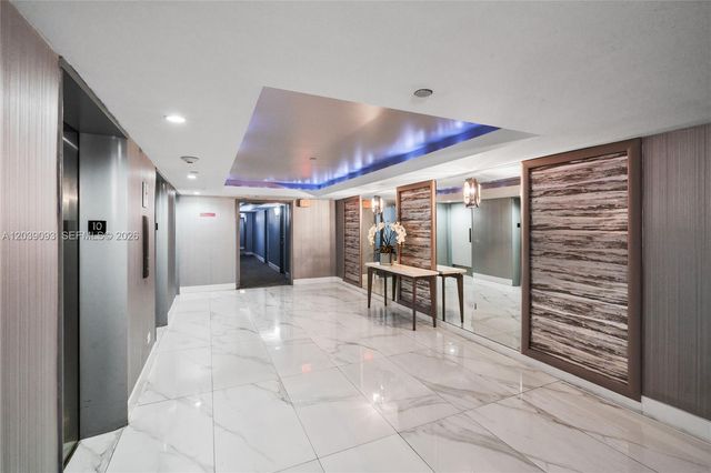 5055 Collins Avenue 10H, Miami Beach, FL 33140
