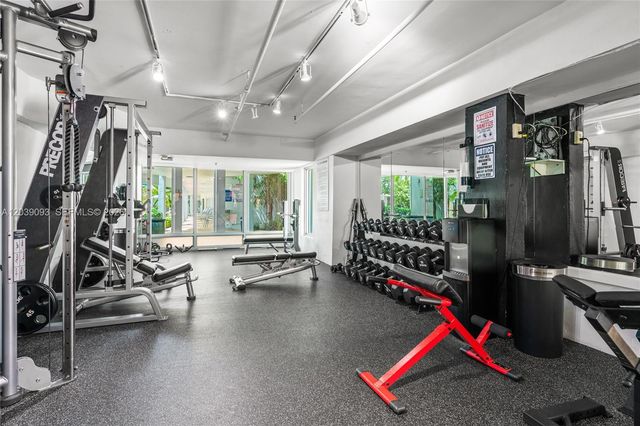 5055 Collins Avenue 10H, Miami Beach, FL 33140