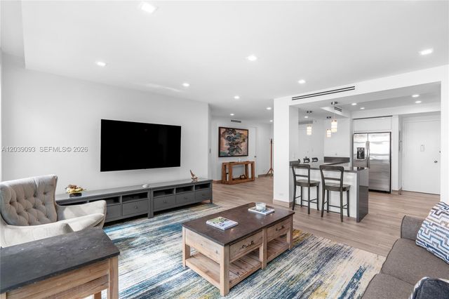 5055 Collins Avenue 10H, Miami Beach, FL 33140