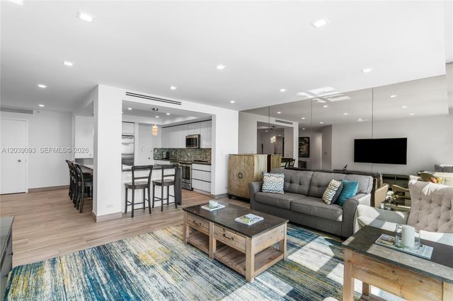 5055 Collins Avenue 10H, Miami Beach, FL 33140