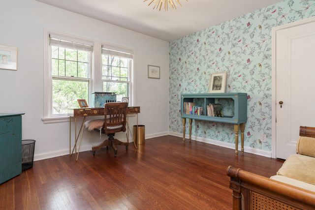 2625 Powell Avenue, Columbus, OH 43209