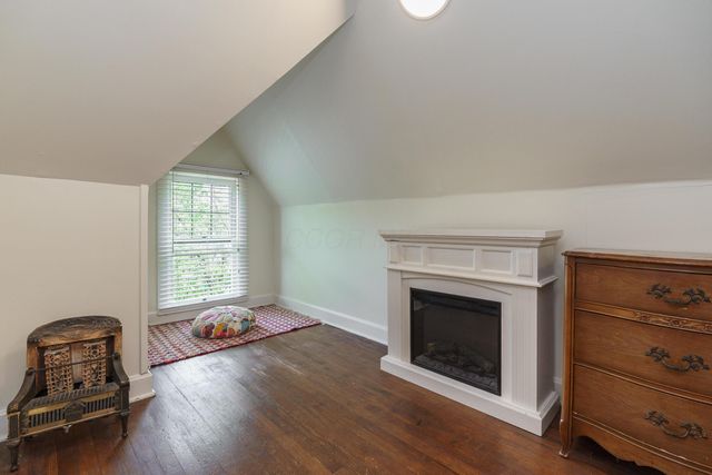 2625 Powell Avenue, Columbus, OH 43209