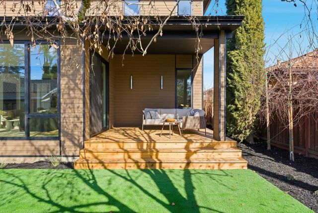 1544 De Anza Way, San Jose, CA 95125