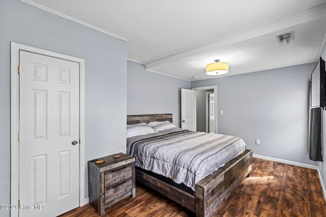 124 Hc Powers Road, Wallace, NC 28466