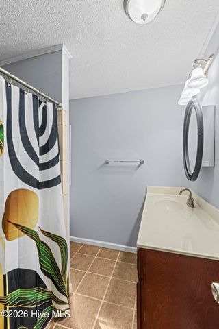 124 Hc Powers Road, Wallace, NC 28466