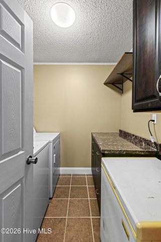 124 Hc Powers Road, Wallace, NC 28466
