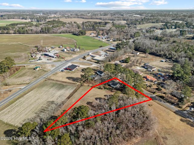 124 Hc Powers Road, Wallace, NC 28466