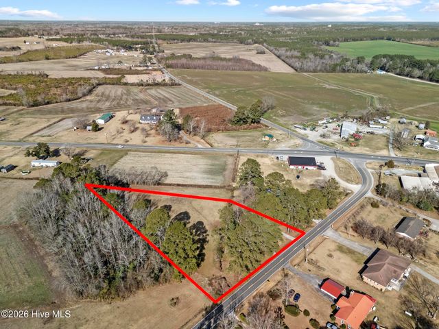124 Hc Powers Road, Wallace, NC 28466