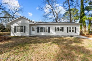 124 Hc Powers Road, Wallace, NC 28466