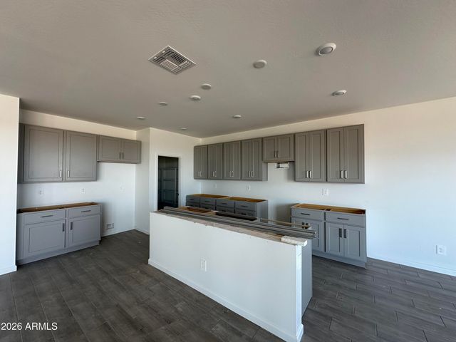 46952 W PECAN WOODS Walk, Maricopa, AZ 85139