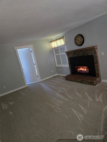 25608 68th Avenue E, Graham, WA 98338
