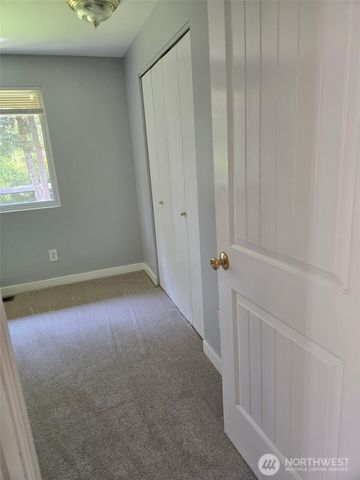 25608 68th Avenue E, Graham, WA 98338