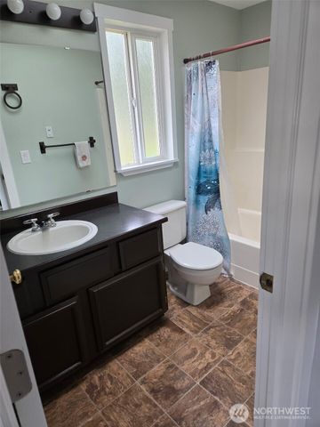 25608 68th Avenue E, Graham, WA 98338