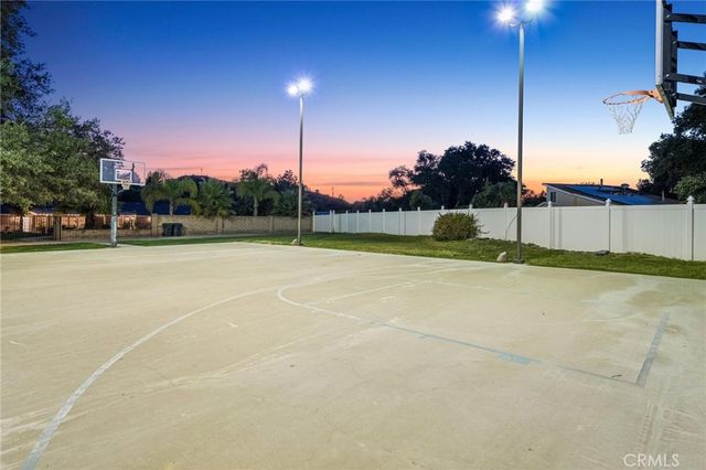 15949 Live Oak Springs Canyon Road, Canyon Country, CA 91387